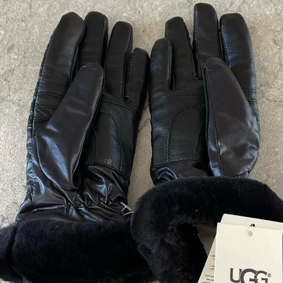UGG Australia Black Leather Quilted All Weather Glove Touch Screen Sz L/XL - Picture 3 of 4